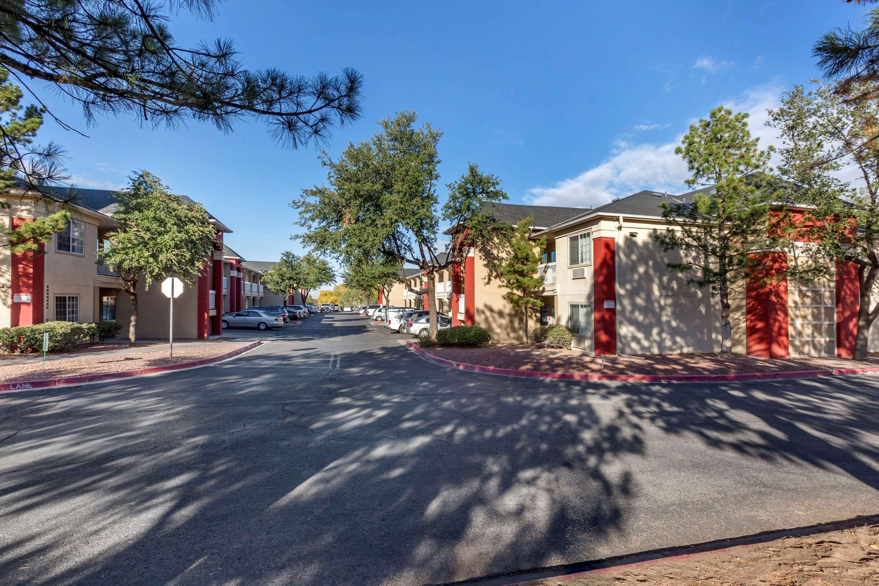 Suburban Studios Albuquerque Midtown - University Eksteriør bilde