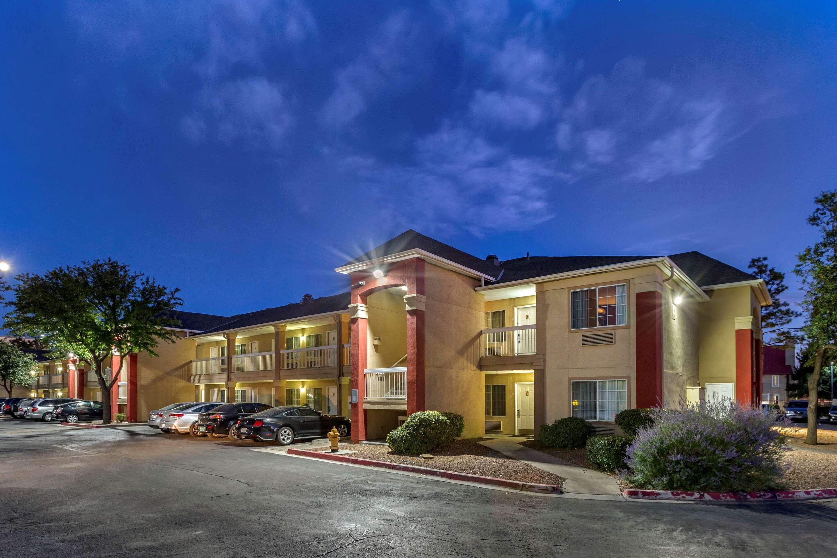 Suburban Studios Albuquerque Midtown - University Eksteriør bilde